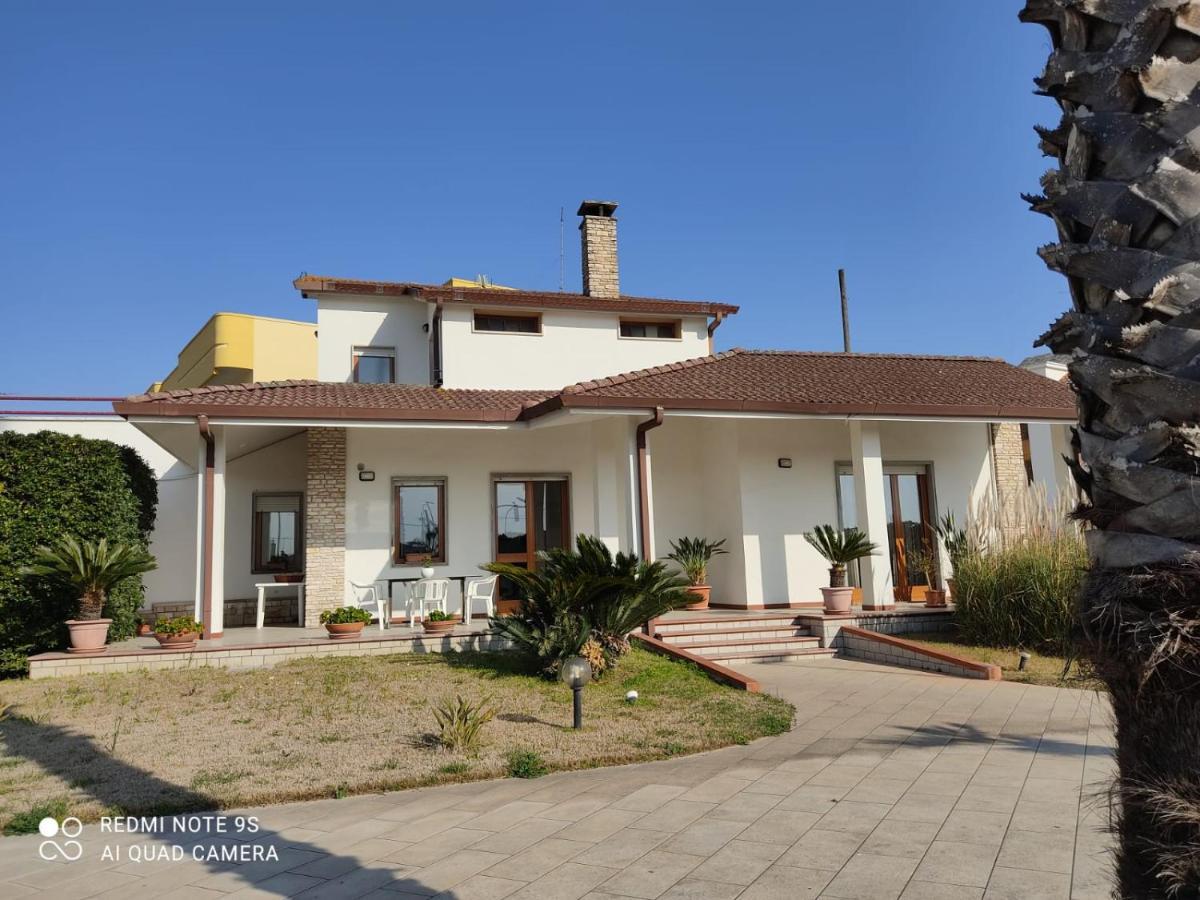Villa Aristogatti San Pietro Vernotico Exterior foto